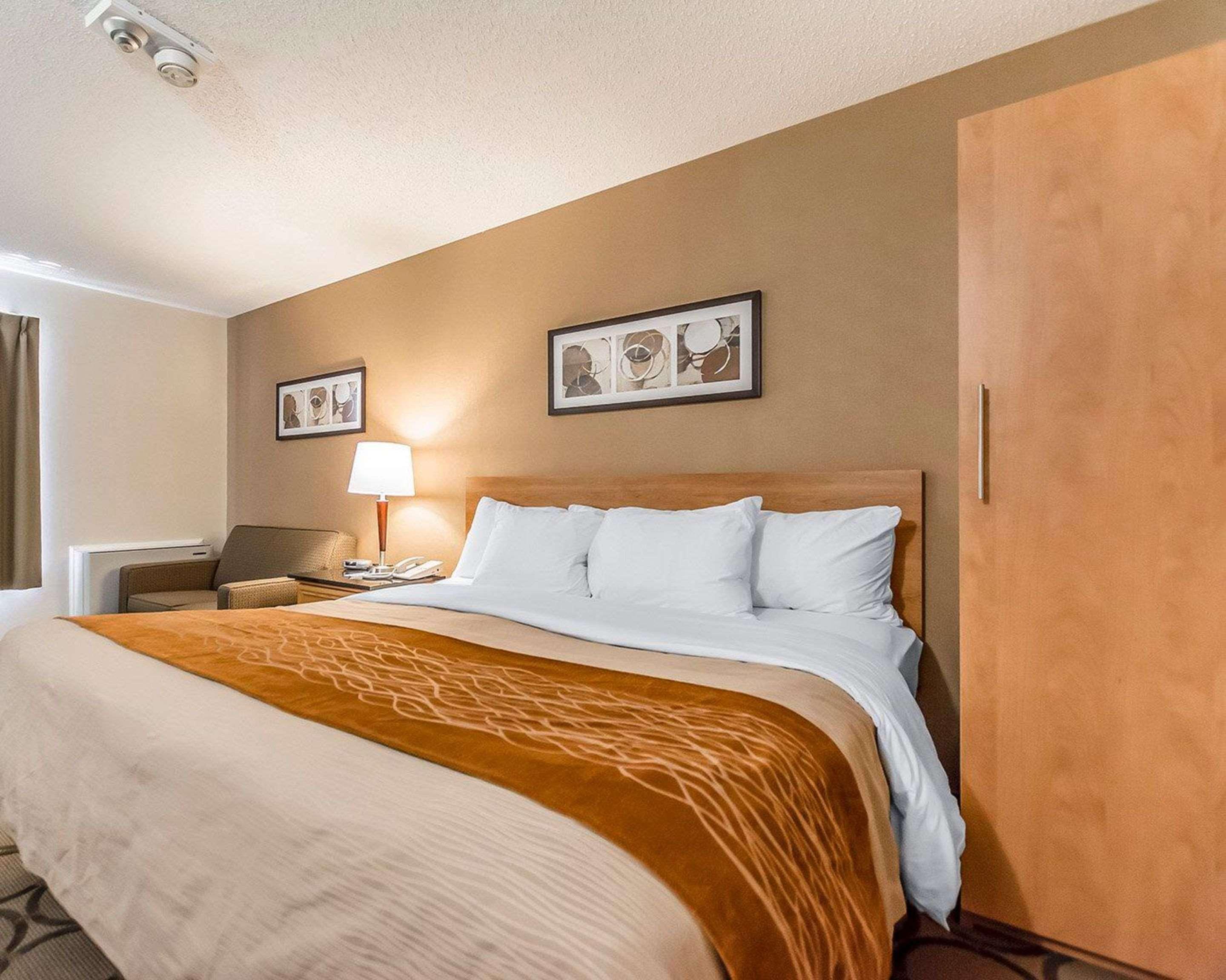 Comfort Inn Rivière-du-Loup Buitenkant foto