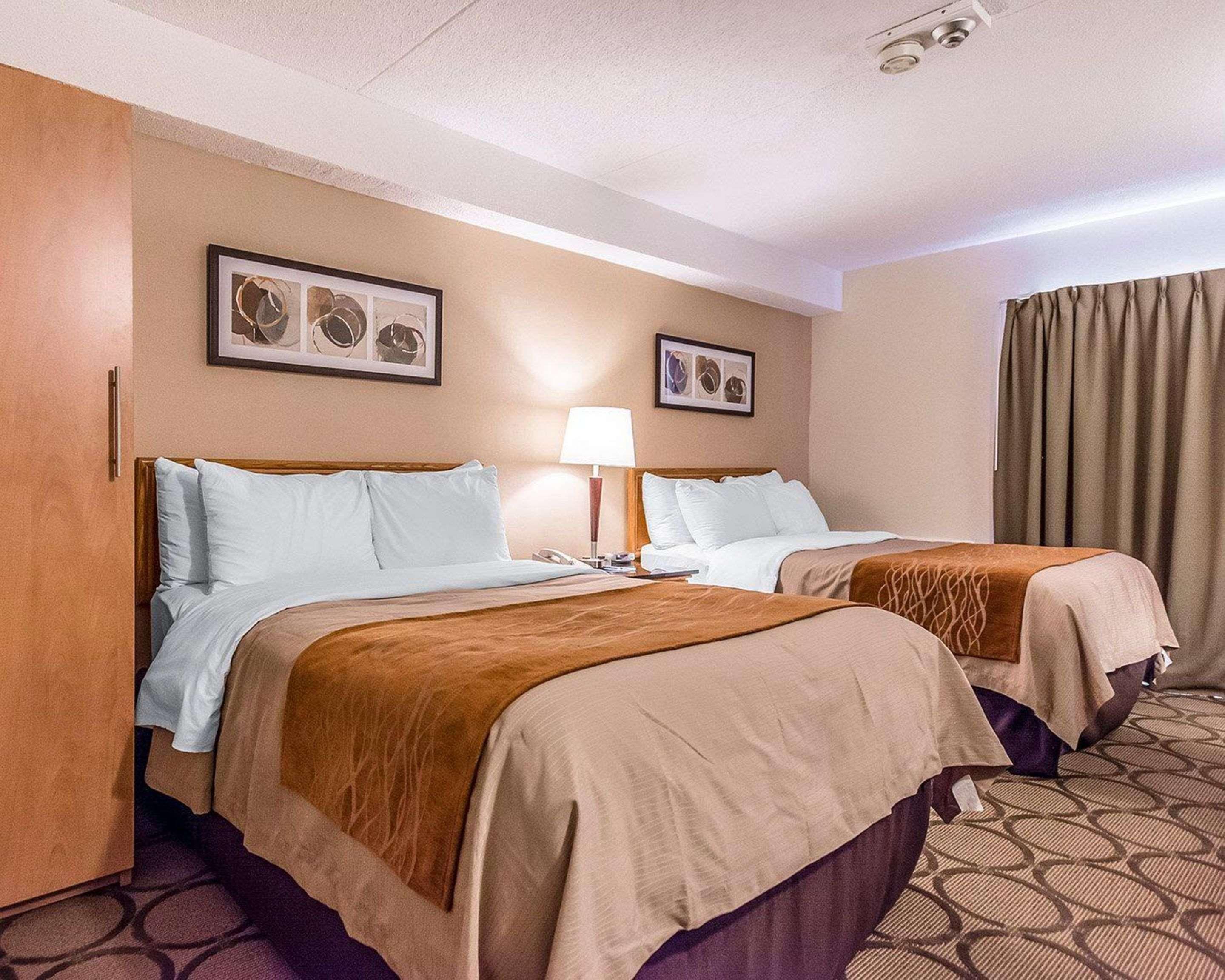 Comfort Inn Rivière-du-Loup Buitenkant foto