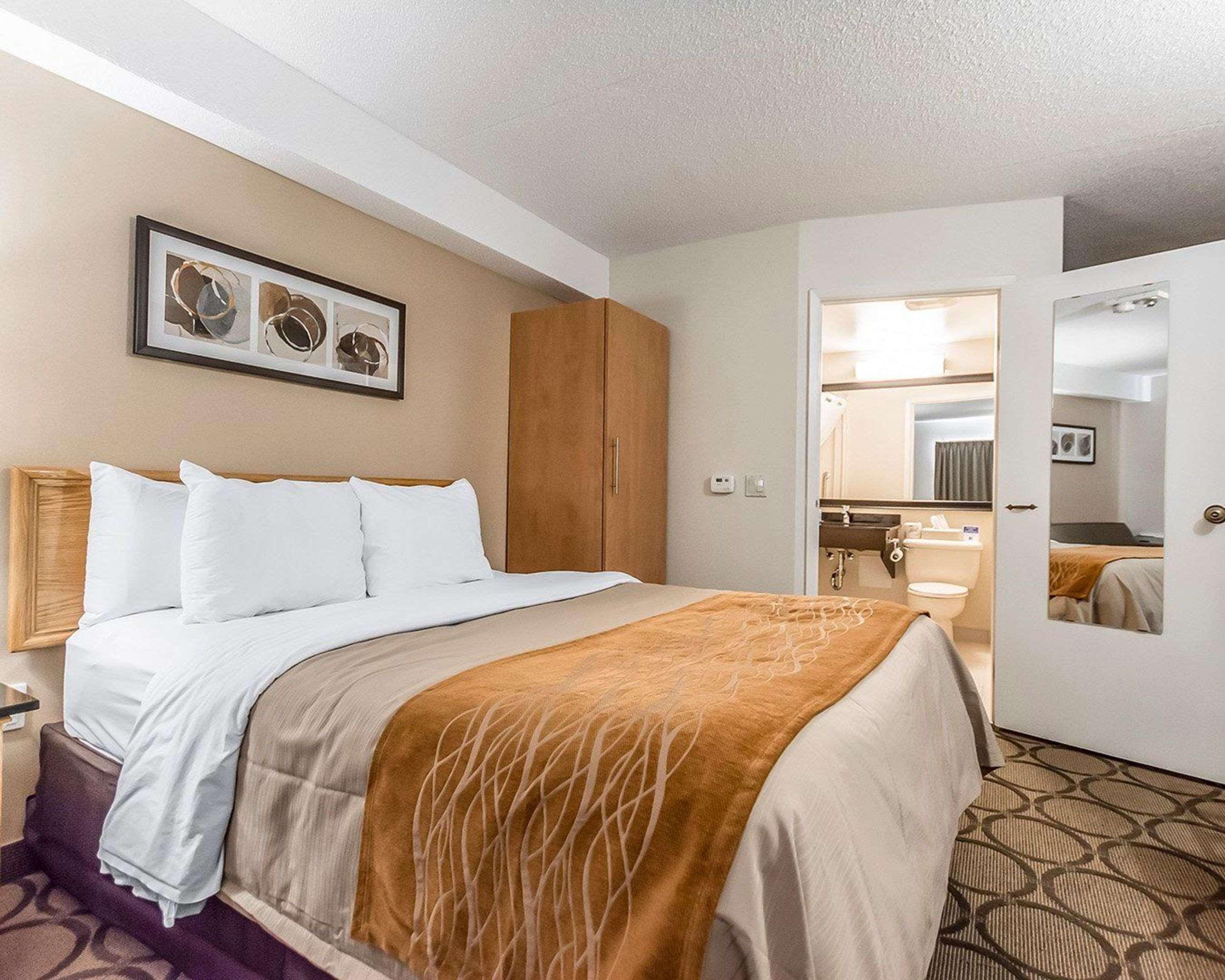 Comfort Inn Rivière-du-Loup Buitenkant foto