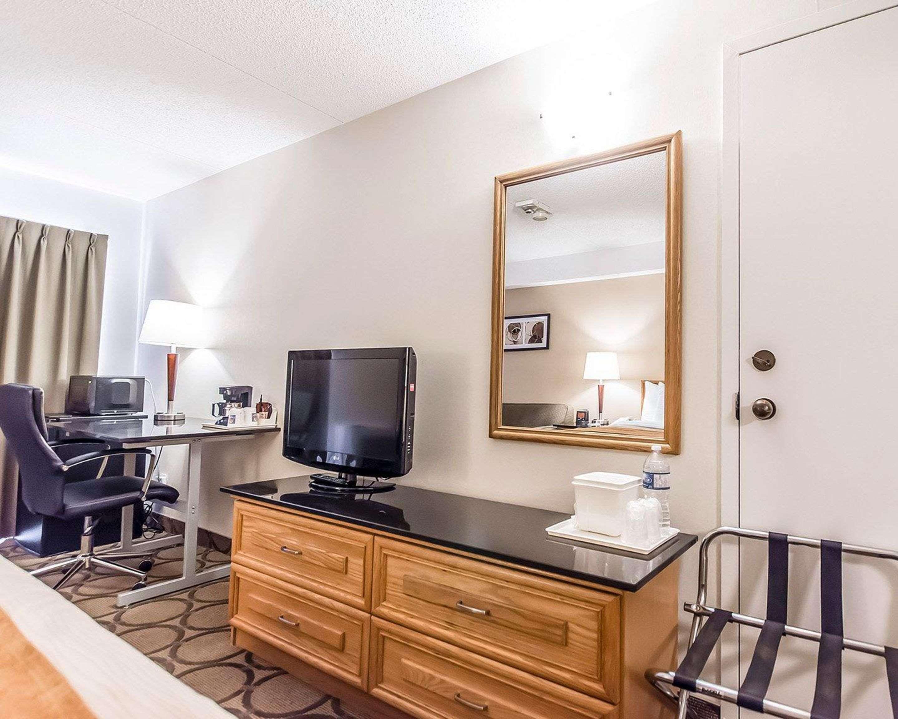 Comfort Inn Rivière-du-Loup Buitenkant foto