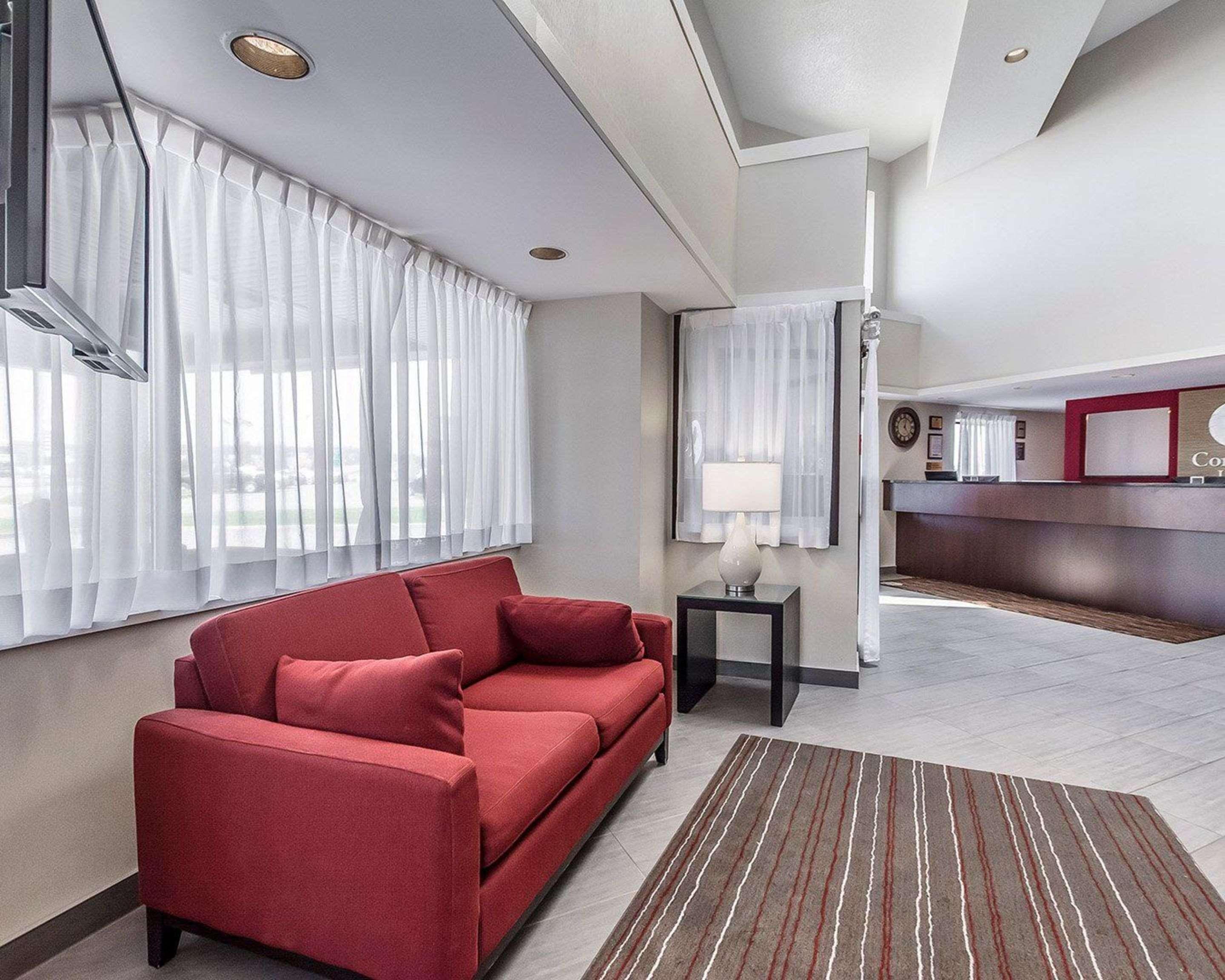 Comfort Inn Rivière-du-Loup Buitenkant foto