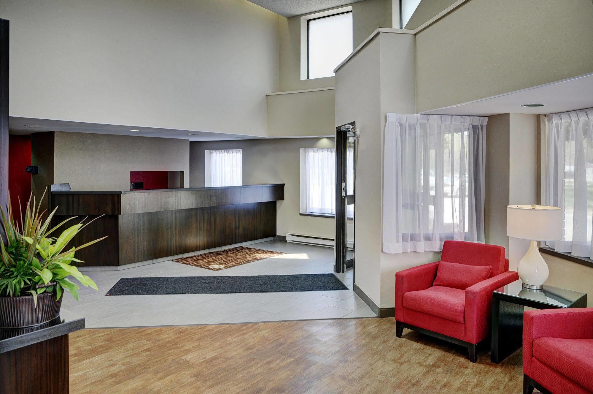 Comfort Inn Rivière-du-Loup Buitenkant foto
